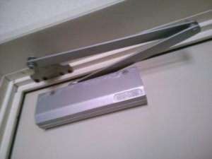 NEWSTARドアクローザー交換調整