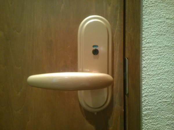 トイレ鍵故障で開錠交換