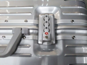 スーツケース鍵開け開錠