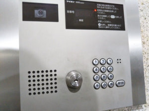 MIWAエントランスオートロック鍵修理