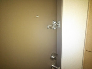 ドアガード、ドアアーム