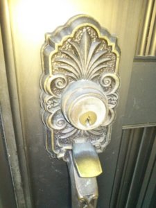 サムラッチ錠鍵故障で修理